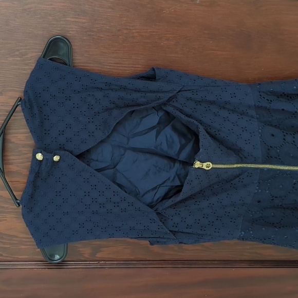 Draper James Dark Navy Eyelet Partial Open Back Feminine Dress Size 6 - Picture 6 of 9